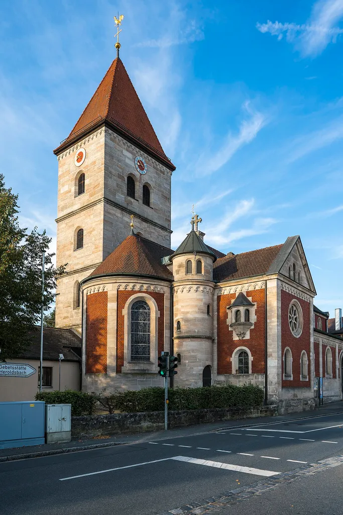 Hauptstraße 15 a (♁Standort) Katholische Pfarrkirche St. Michael in Heroldsbach
