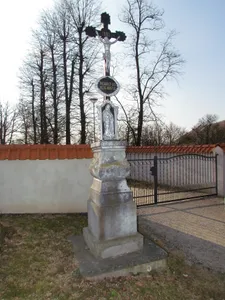 Wayside cross near Church of Saint Giles