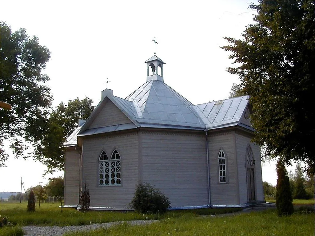 Dubnas katoļu kapela 2003-07-27