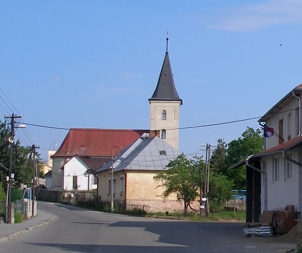 Obec Medzany, rímskokatolícky kostol všetkých svätých