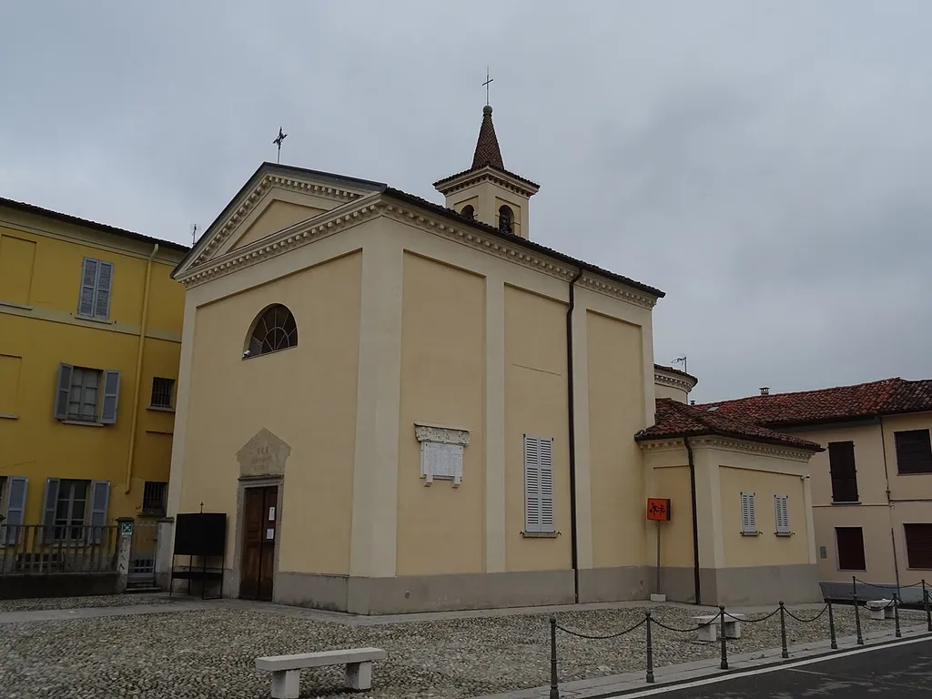 Bernate (Arcore, Lombardy, Italy), Nativity of Mary and Saint James church