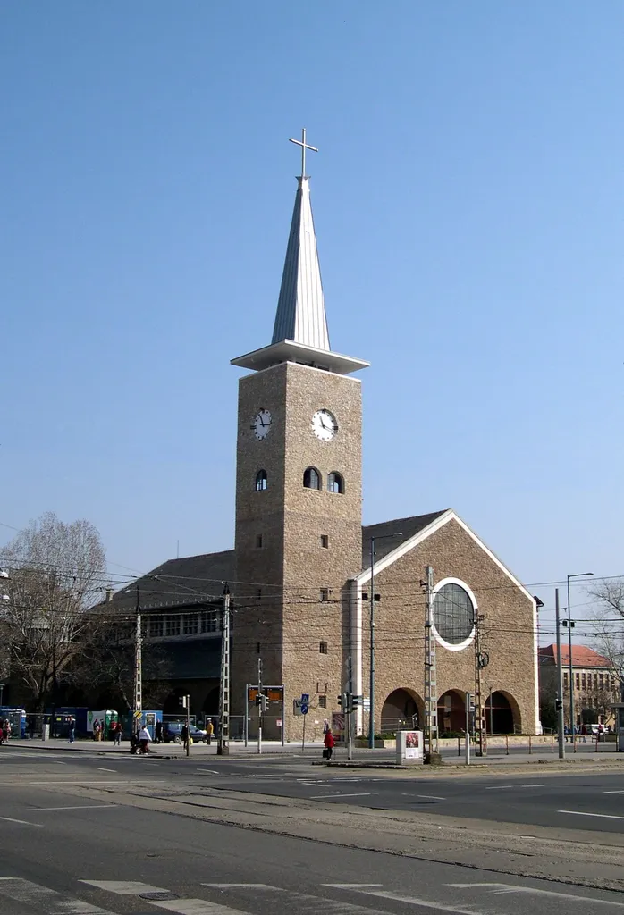 Saint Antonius parish Church after its restoration, Budapest XIV. District. - Tervező: Idősebb Rimanóczy Gyula (1903–1958.) építész
