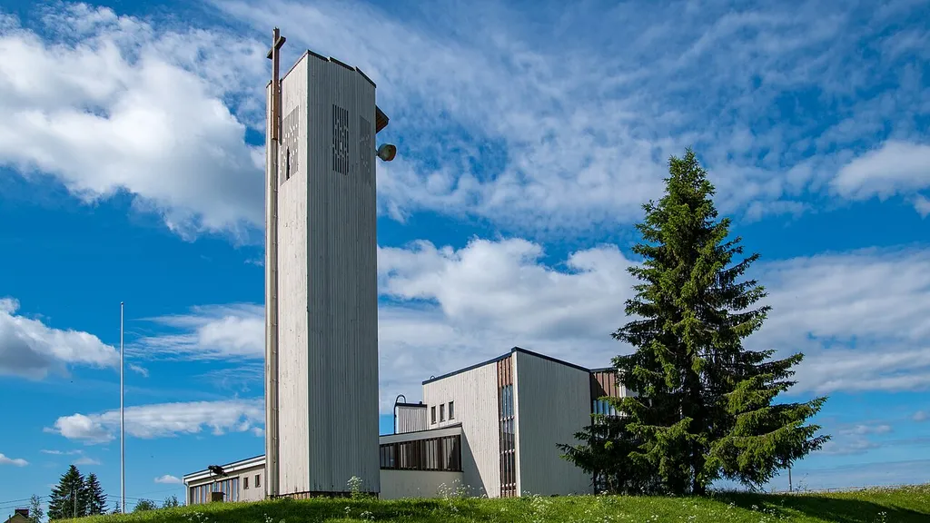 The Hautajärvi border crossing church, built in 1963, belongs to the Salla congregation.