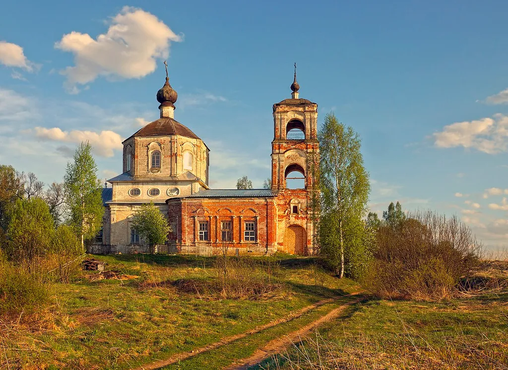 Церковь Троицкая (Пресвятой Троицы): Аннинское, Торжокский район, Тверская область