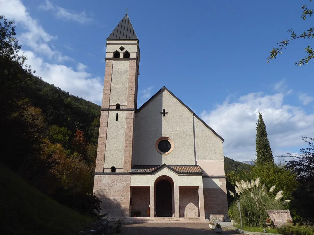Brusino (Cavedine, Trentino), Saint Roch church