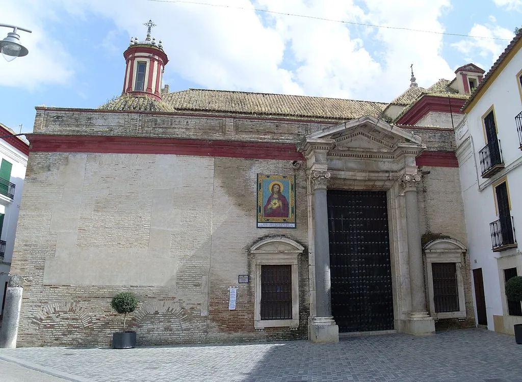 Portada de la Iglesia de Santa Bárbara de Écija.