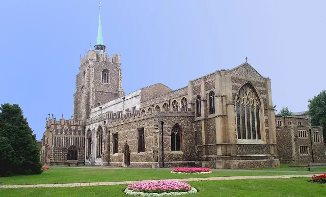 Chelmsford Cathedral source: http://homepage.ntlworld.com/i.rose/chelmsfordcathedral.jpg