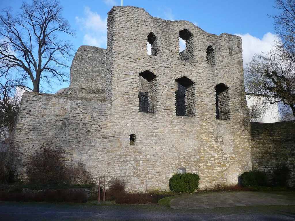 Die Ruine der Burg Lippspringe in Bad Lippspringe
