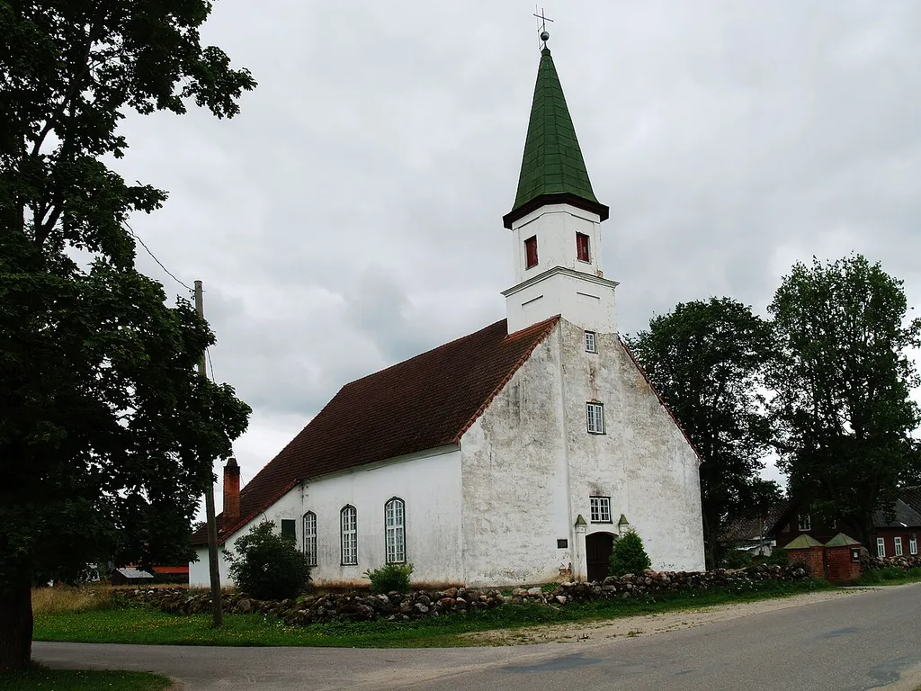 Aloja evangeelne luteriusu kirik