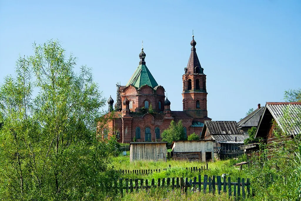 Введенская церковь: улица Средняя, 17а, Камгорт, Чердынский район, Пермский край