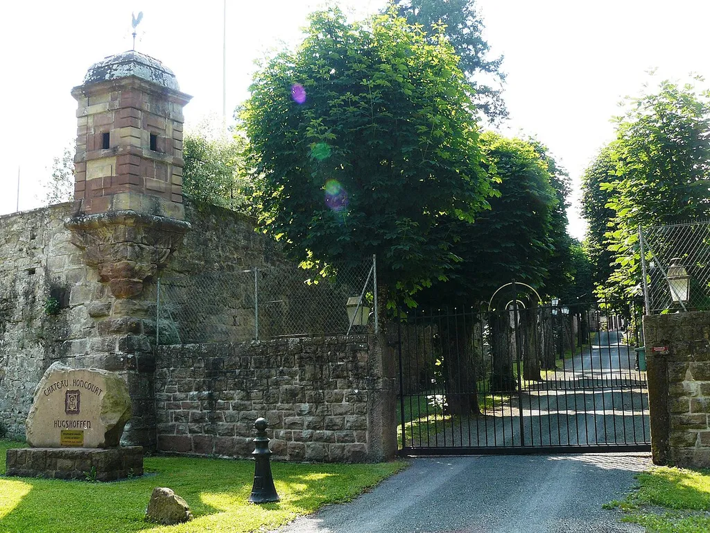 Ancien emplacement de l'abbaye de Honcourt, aujourd'hui baptisé le Château de Hugshaufen