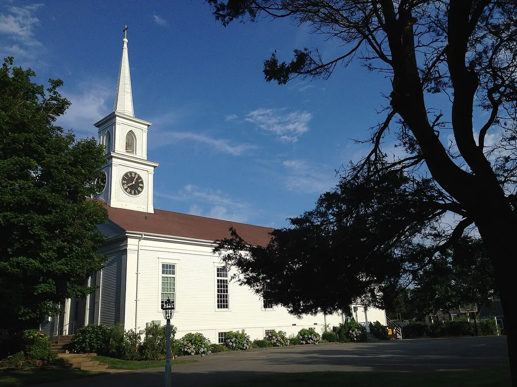 Grace Church of East Dennis, 16 Center Street East Dennis, MA