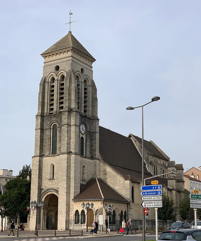 Église Saint-Christophe de Créteil.
