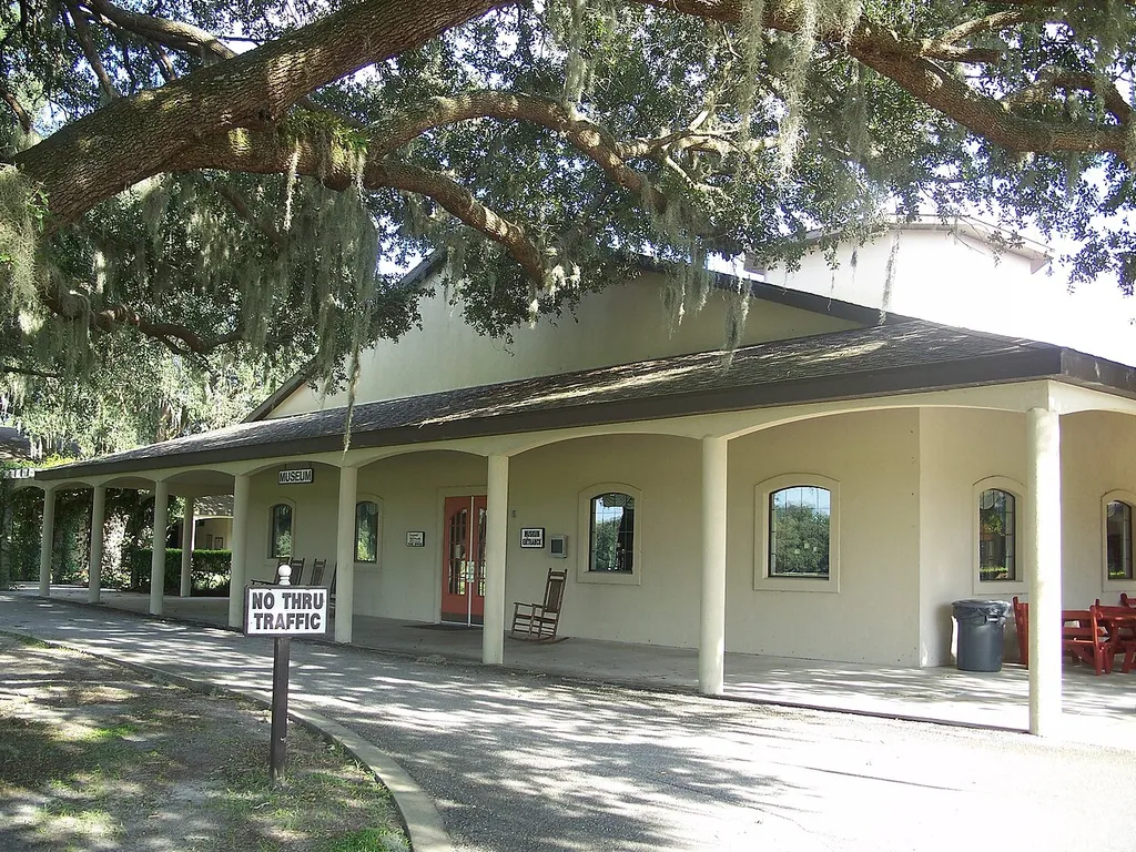 Weirsdale, Florida: Florida Carriage Museum &amp; Resort.