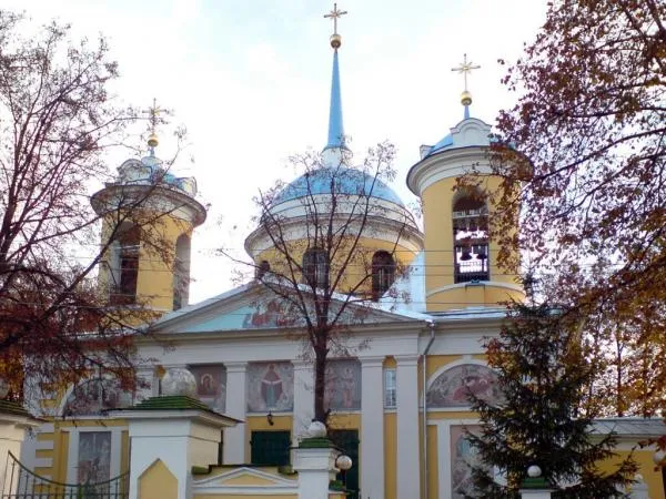 Protection of the Holy Virgin in Akulovo. Odintsov district. Moscow region.