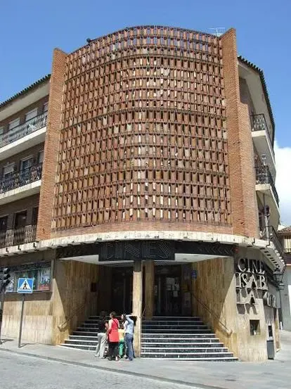 Cines Isabel La Católica