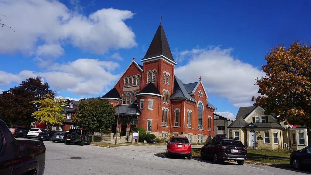Lakeshore United Church (church building in Goderich, Ontario)