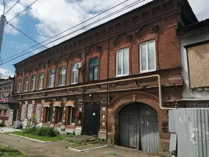 City estate of Ilyina (Chicherina street 29, Orenburg)