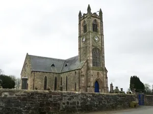 St Maur's-Glencairn Parish Church and Glencairn Aisle, Kirkton Road, Kilmaurs