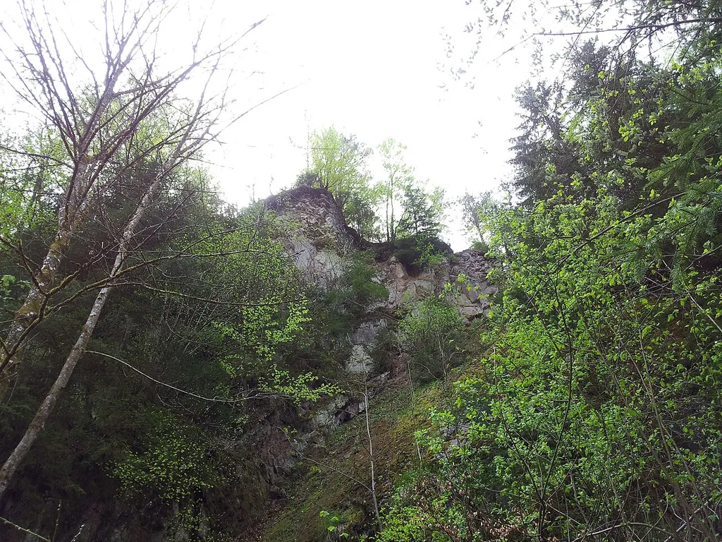 Burgruine Tiefenstein, Mauerreste Norden