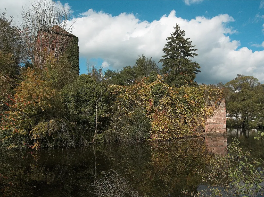 Westseite des Wasserschloßes in Burgsinn