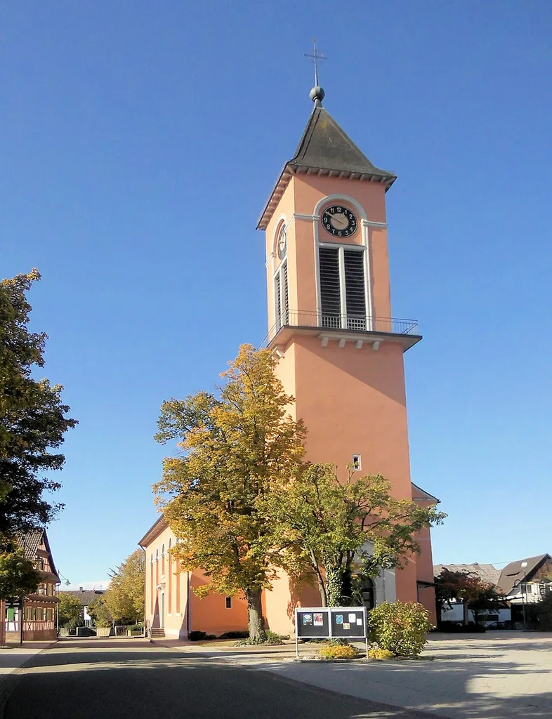 Evangelische Friedenskirche in Altenheim, Gemeinde Neuried, Baden