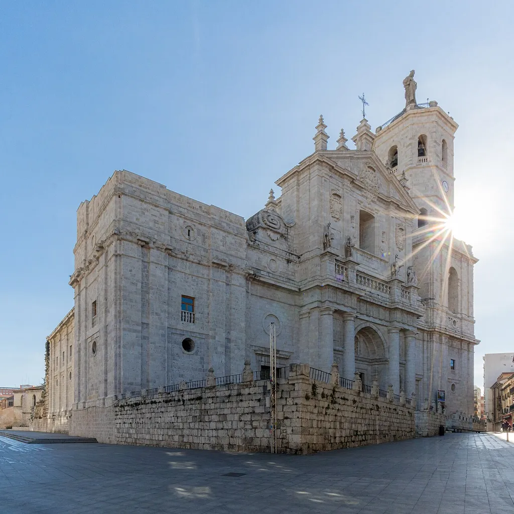 Valladolid Cathedral 2023 - Main Façade with Sunstar