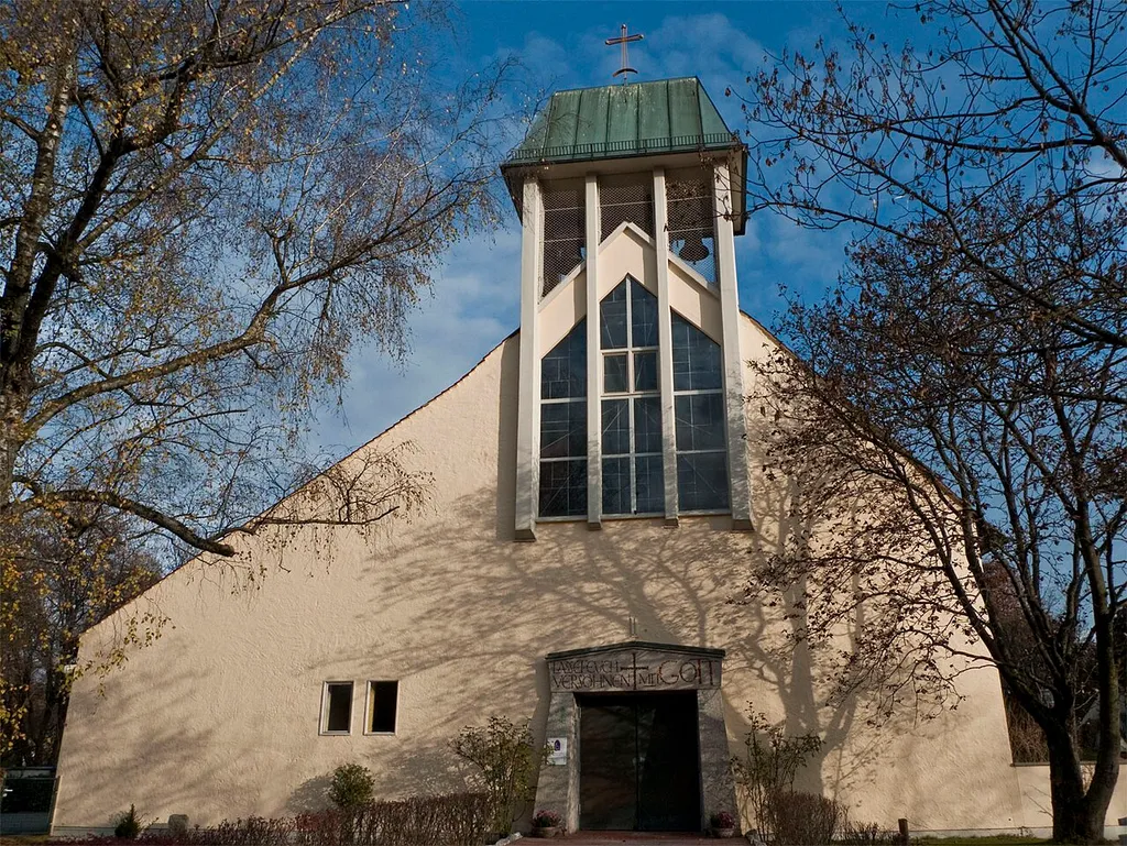 Versöhnungskirche, München