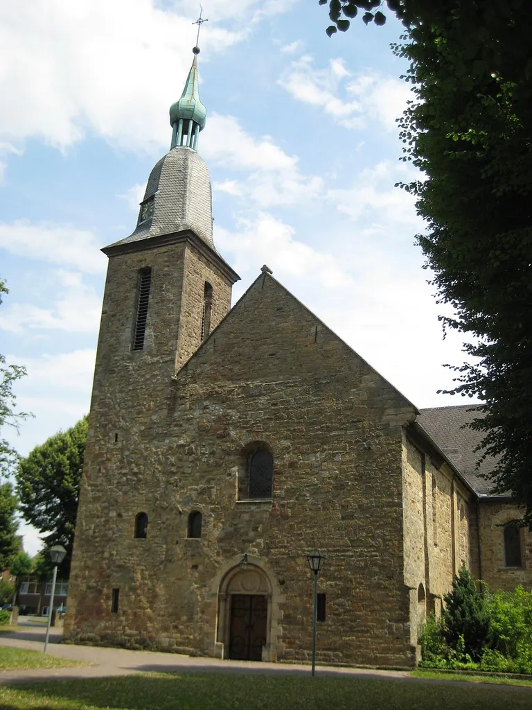 Ehemalige Klosterkirche des Klosters Oesede, jetzt Pfarrkirche St. Johann (Hinweis: Der Fehler entstand beim Hochladen des Fotos unter falschem Dateinamen.)