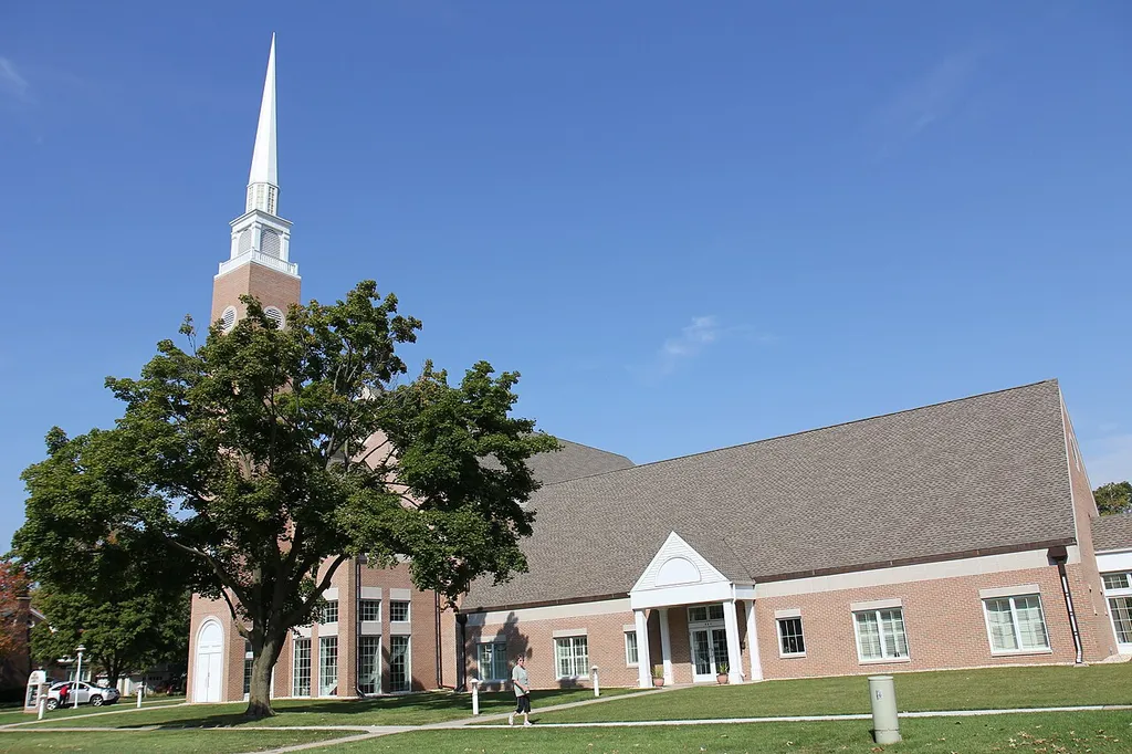 First Congregational Church, 801 Bushnell St. Beloit