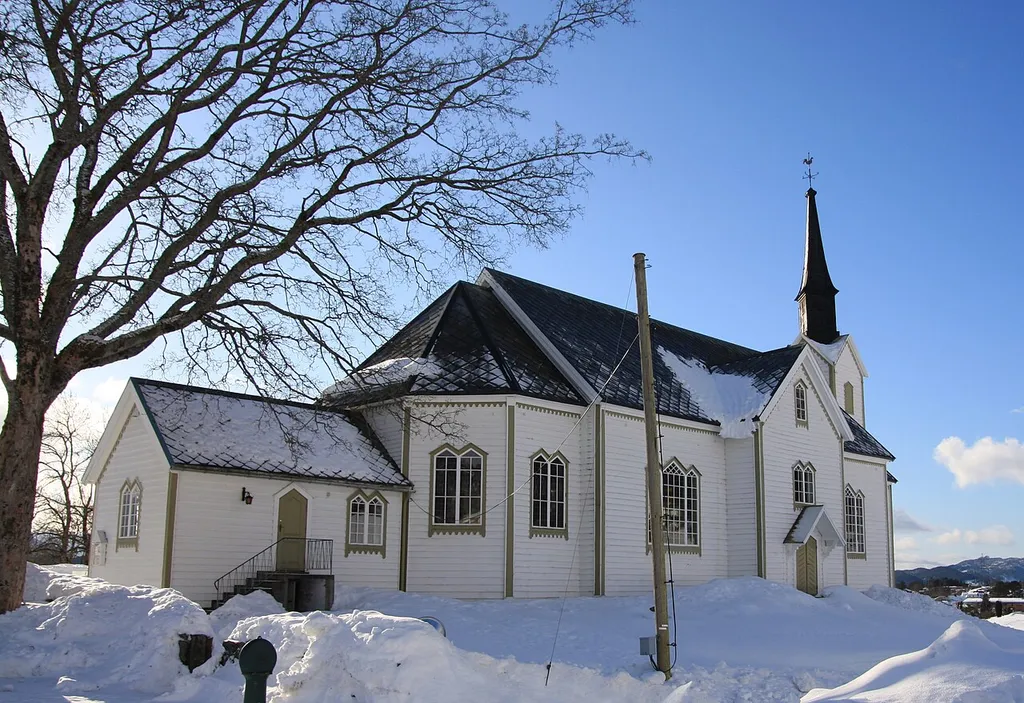 Skodje kirke This is a photo of a monument in Norway, number: 85471 in the Norwegian Directorate for Cultural Heritage database.