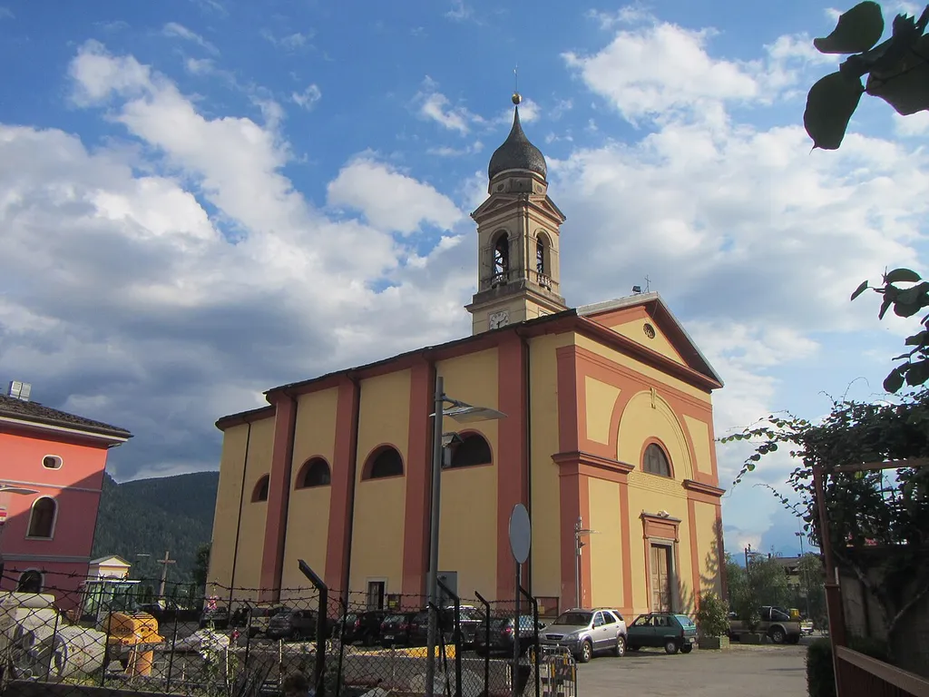 Faver - side view of the church