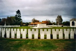 Railway Dugouts Burial Ground (Transport Farm)
