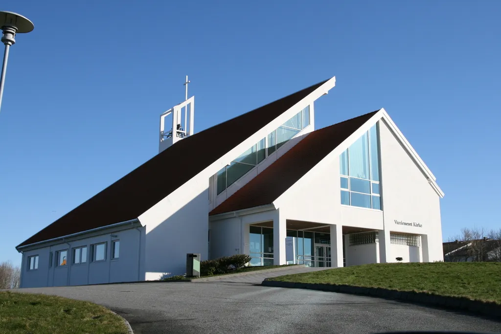 Vardeneset kirke