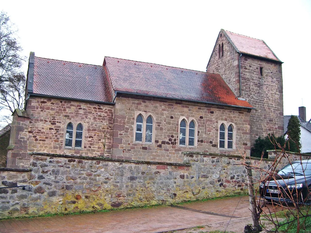 Prot. Martinskirche Battenberg, um 1200, ehemalige Eigenkirche der Abtei Glandern in Lothringen