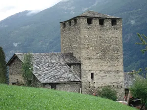 Écours Castle