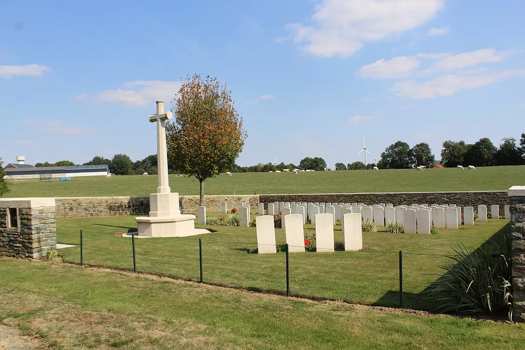 Le cimetière militaire