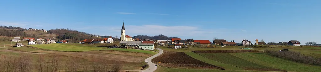 Šentjanž (Municipality of Sevnica) from Hinje (southwest).