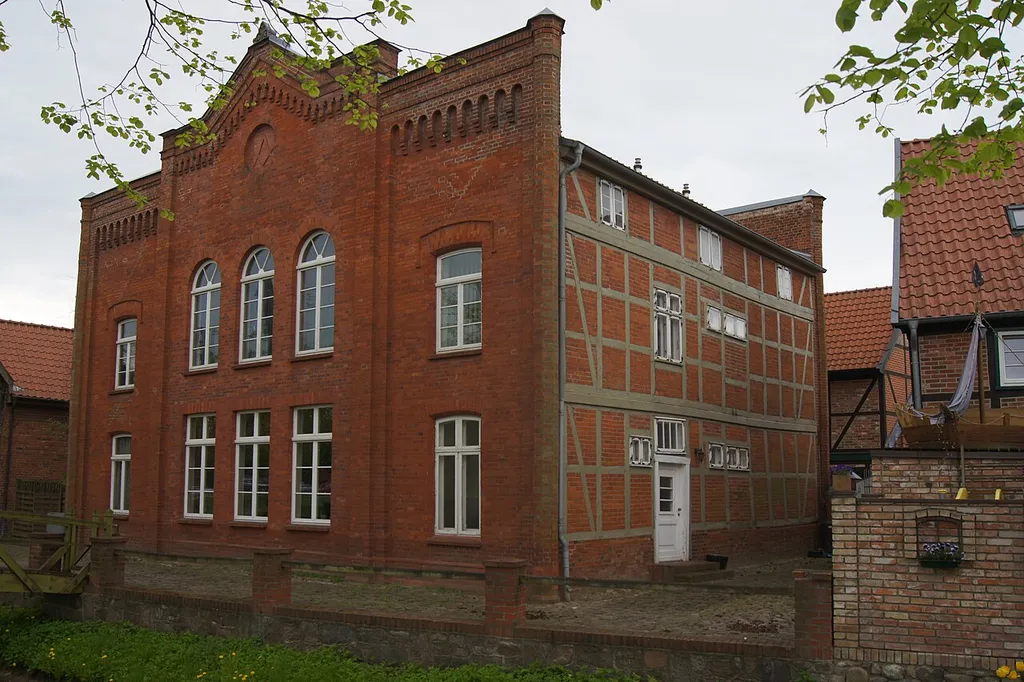 Boizenburg, Germany: Masonic Temple: eastern and northern side