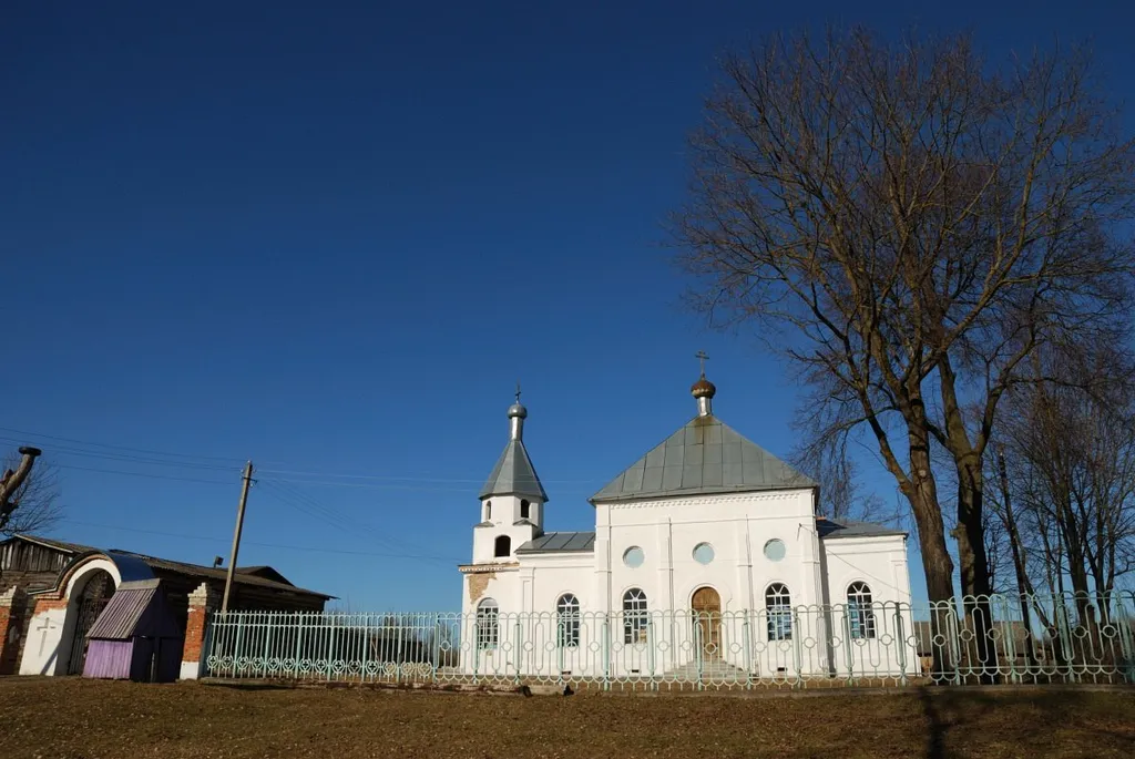 Трасціно. Свята-Мікольская царква