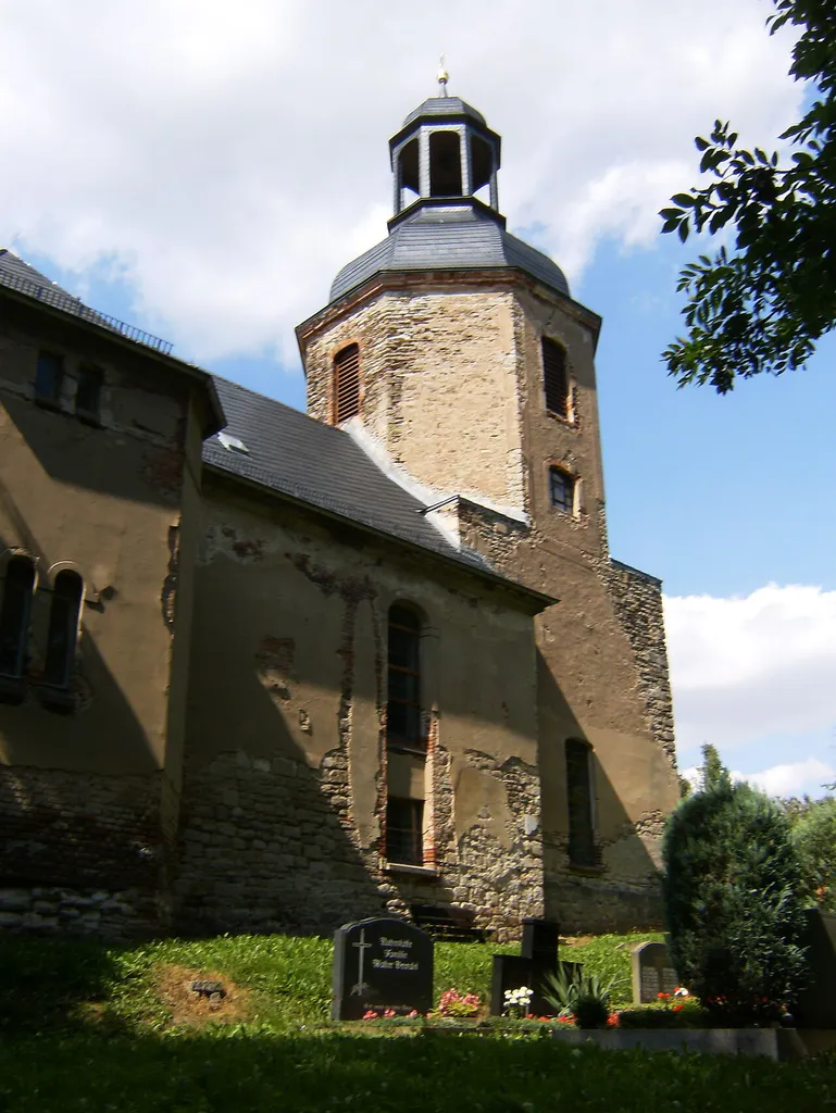 Gera Roben, village church.