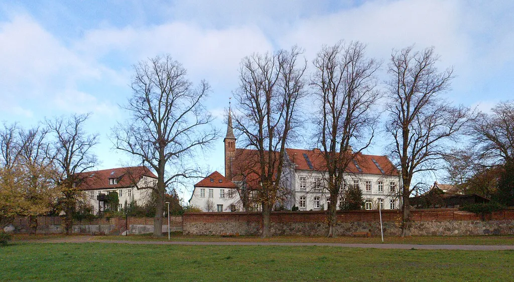 Ribnitz - Klarissenkloster - Ansicht von der Klosterwiese