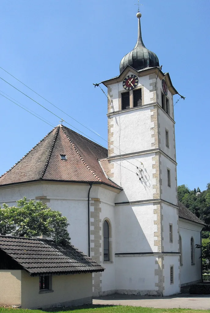 Ostseite der Kirche St. Gallus in Hochwald, Kanton Solothurn, Schweiz