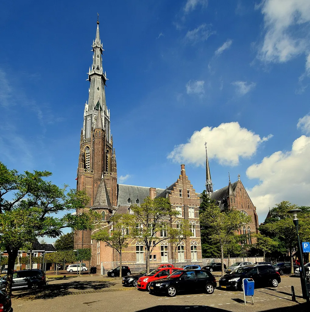 Bonifatiustsjerke, Leeuwarden (fanút it suden)
