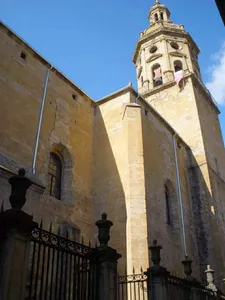 Church of Santiago, Puente la Reina