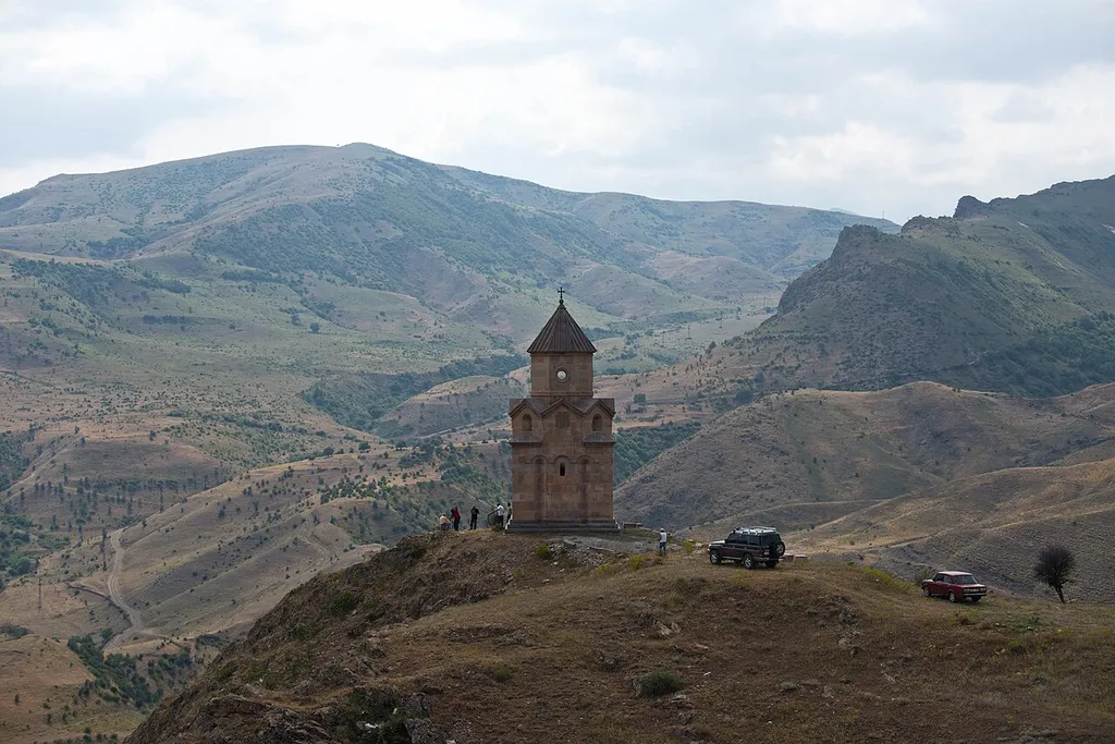 This is a photo of a monument in Azerbaijan identified by the ID 4350