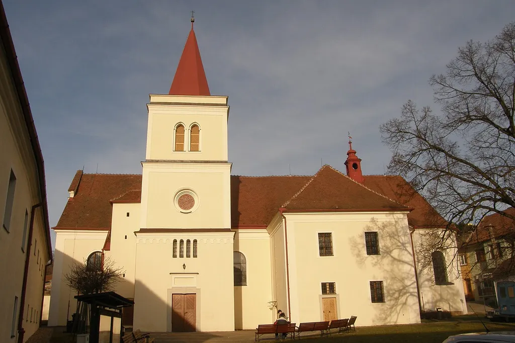 Kostel svatého Petra a Pavla v Lysicích v okrese Blansko