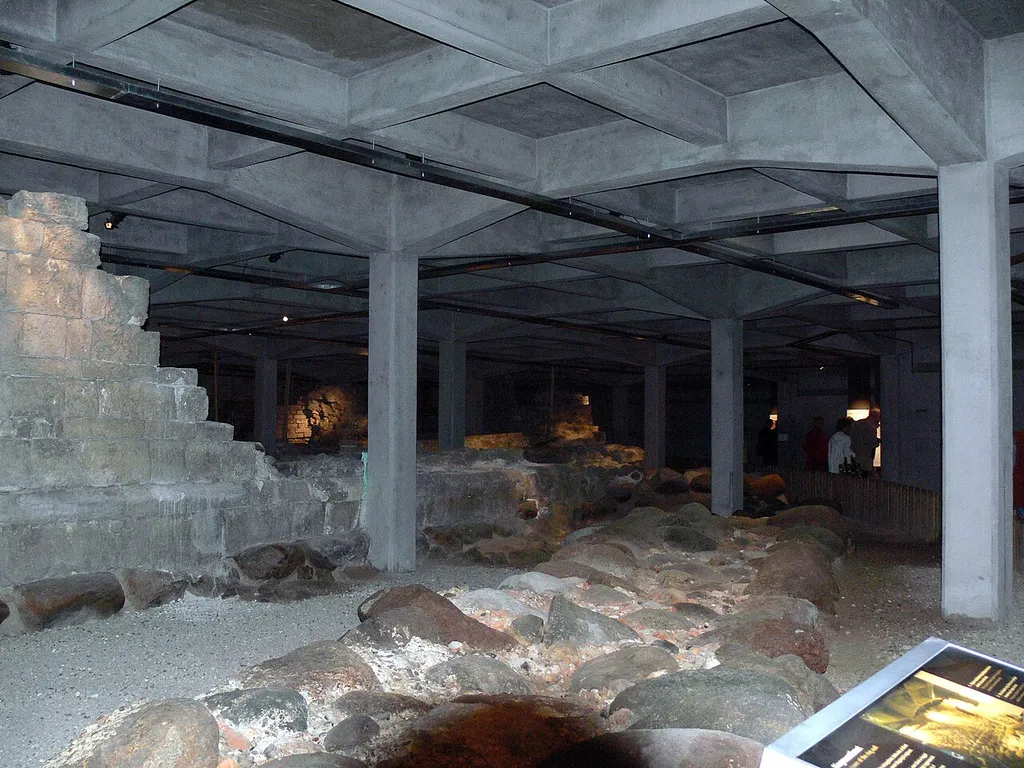 The fortress of Bishop Absalon under the Folketing in Copenhagen. Here are the remains of the wall