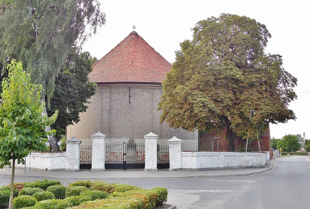 Parish Church. St. Peter and Paul in 1782 (east elevation., gate - Gołanice / Leszno district / province. Wielkopolska / Poland