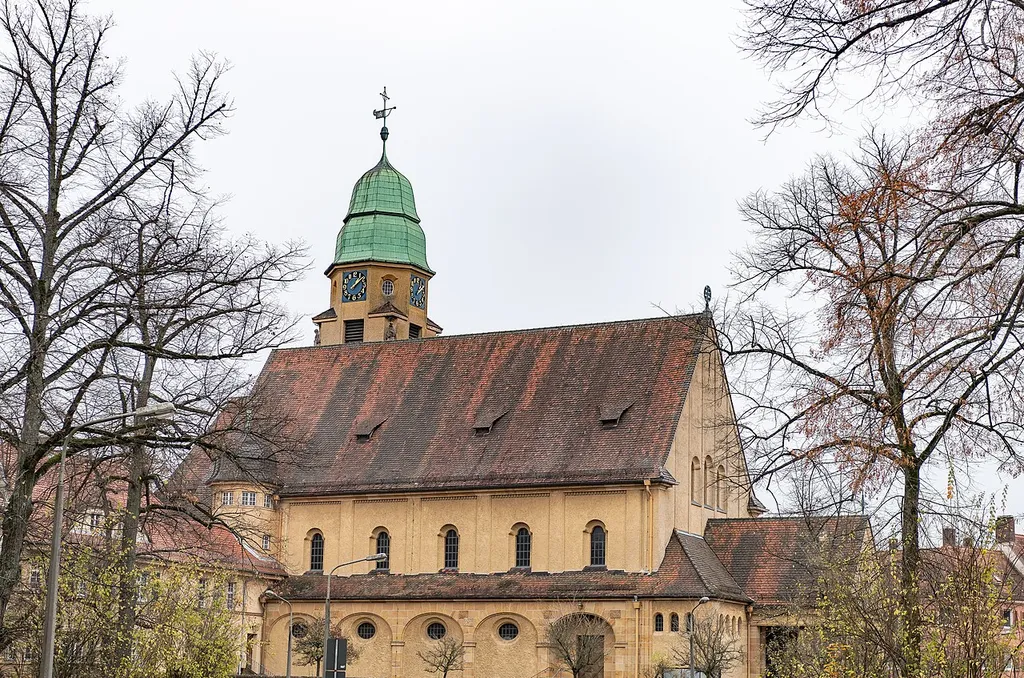 Nürnberg: Kath. Pfarrkirche St. Willibald, von Norden